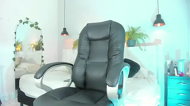 Ricky Owens1 online show from November 2025 08:09:01 PM