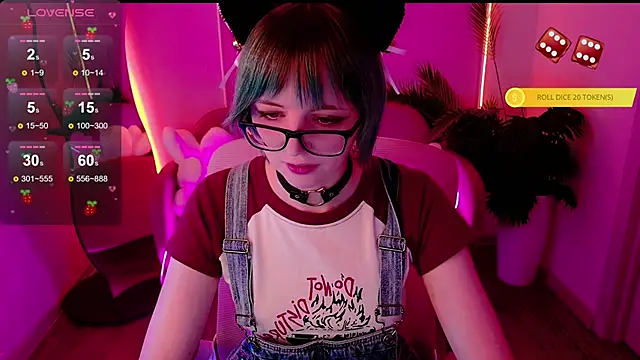 Snapshot of CoralineYoung chatting on February 2026 07:07:01 AM CoralineYoung online show from February 2026 07:07:01 AM