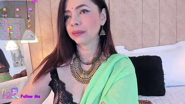 Snapshot of Anantaa_ chatting on May 2026 12:11:02 PM Anantaa online show from May 2026 12:11:02 PM