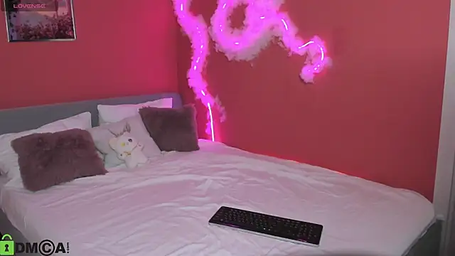 Lisbeth  Salander online show from December 2025 01:46:02 AM