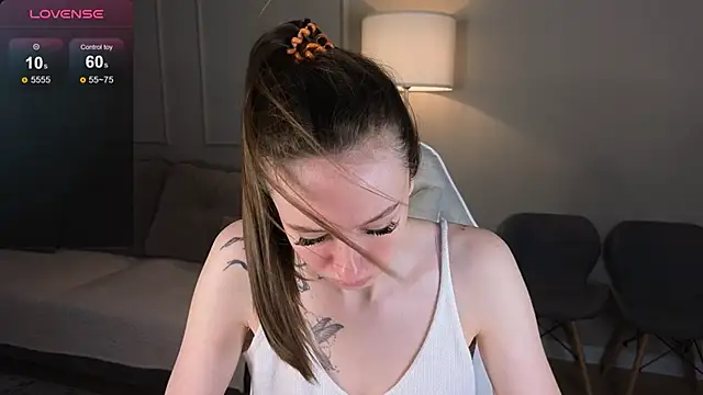Snapshot of cutienaughtygirl chatting on June 2026 08:34:01 AM cutienaughtygirl online show from June 2026 08:34:01 AM