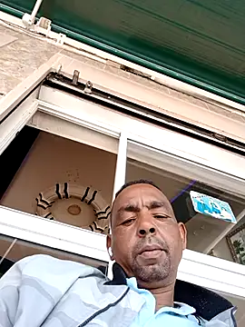 Snapshot of Bob_black chatting on March 2026 02:10:02 PM Bob black online show from March 2026 02:10:02 PM