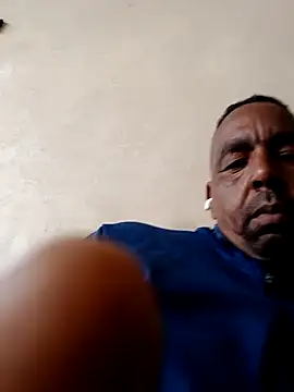 Snapshot of Bob_black chatting on March 2026 01:16:02 PM Bob black online show from March 2026 01:16:02 PM