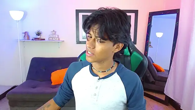 dreyk20 online show from November 2025 01:47:02 PM