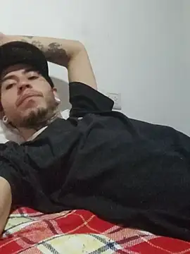 Tattoboy19cm online show from November 2025 07:18:02 PM