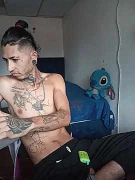 Snapshot of Tattoboy19cm chatting on April 2026 04:10:02 PM Tattoboy19cm online show from April 2026 04:10:02 PM