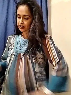 Snapshot of cute_indianxo chatting on January 2026 04:44:01 PM cute indianxo online show from January 2026 04:44:01 PM