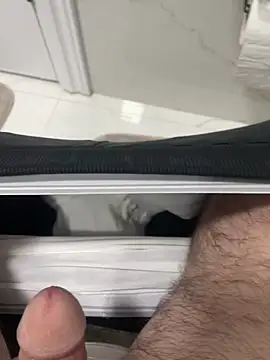 Heros2000 online show from October 2025 01:00:01 PM