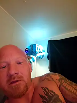 AntMeich6969 online show from October 2025 12:24:01 AM