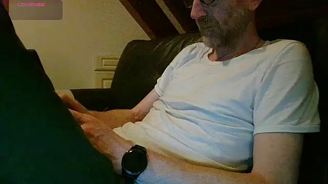 Vrenico-SC online show from November 2025 04:53:02 PM