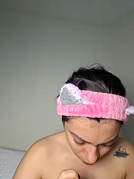 AmaiaSalvatore online show from September 2025 09:37:02 PM