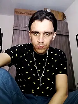 Snapshot of danylano chatting on October 2025 09:45:01 PM danylano online show from October 2025 09:45:01 PM