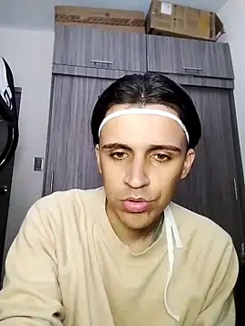 Snapshot of danylano chatting on October 2025 10:18:02 PM danylano online show from October 2025 10:18:02 PM