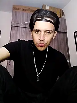 Snapshot of danylano chatting on October 2025 09:58:02 PM danylano online show from October 2025 09:58:02 PM