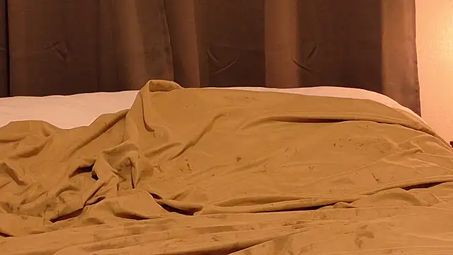 danoo84 online show from April 2026 07:28:01 AM