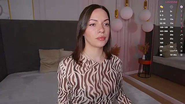 LollaSpencer online show from April 2026 04:19:02 PM