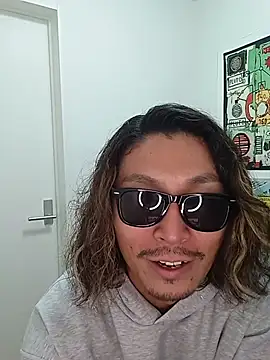 specialz0831 online show from November 2025 08:15:01 AM