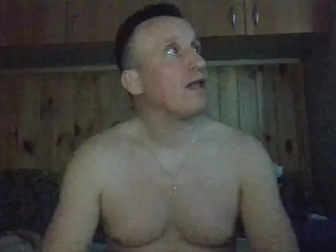 Snapshot of Maksymilian1 chatting on April 2026 07:00:02 PM Maksymilian1 online show from April 2026 07:00:02 PM