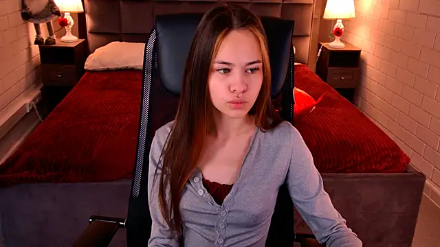 UliaNeer online show from February 2026 05:07:02 AM