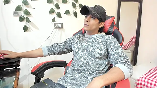 Snapshot of axel_rousse2 chatting on November 2025 09:11:01 PM axel rousse2 online show from November 2025 09:11:01 PM