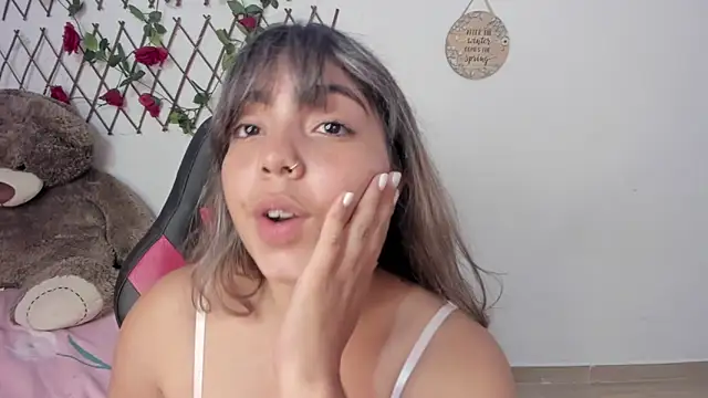 emma grays2 online show from November 2025 06:30:01 AM