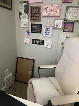 Juicystorm online show from February 2026 03:48:02 PM