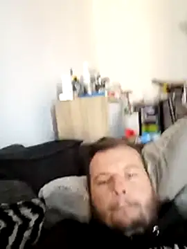 blueeyesss online show from May 2026 07:25:01 AM