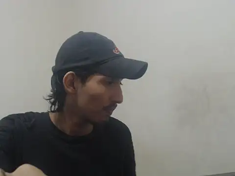 Snapshot of snackontime18 chatting on June 2026 03:51:02 AM snackontime18 online show from June 2026 03:51:02 AM