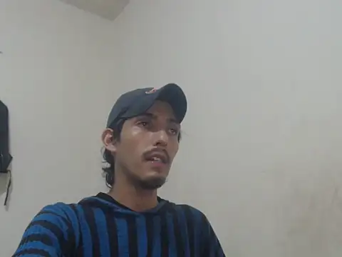 Snapshot of snackontime18 chatting on July 2026 05:02:02 AM snackontime18 online show from July 2026 05:02:02 AM