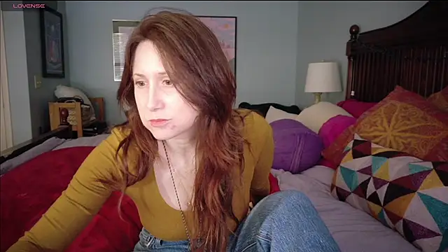 Snapshot of MommyGoddessL chatting on May 2026 06:05:01 PM MommyGoddessL online show from May 2026 06:05:01 PM