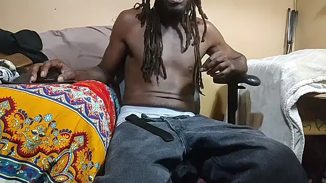 EYEzIAM online show from October 2025 12:48:02 PM