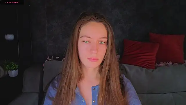 Snapshot of Agnes_Wells chatting on July 2026 01:07:01 AM Agnes Wells online show from July 2026 01:07:01 AM
