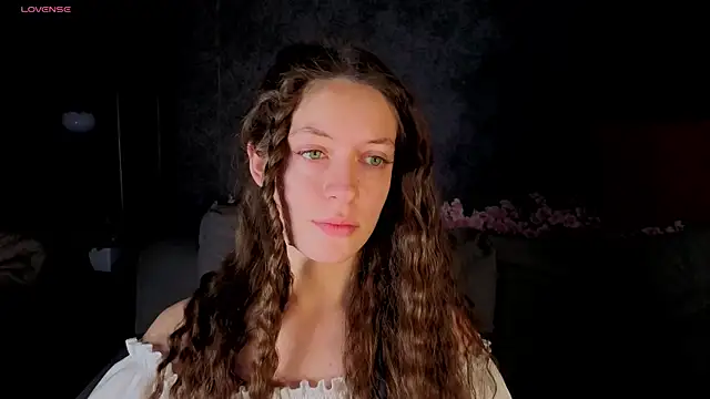 Snapshot of Agnes_Wells chatting on July 2026 01:12:02 AM Agnes Wells online show from July 2026 01:12:02 AM