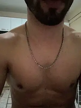 Snapshot of LUKADDES chatting on March 2026 10:54:01 PM LUKADDES online show from March 2026 10:54:01 PM