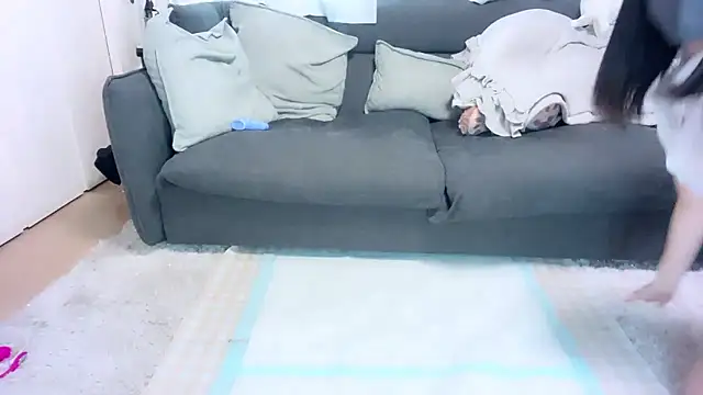 Snapshot of moemilk chatting on November 2025 01:06:02 AM moemilk online show from November 2025 01:06:02 AM