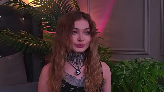 AriWild online show from June 2026 04:57:01 AM