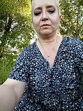 Snapshot of SquirtMilf00 chatting on June 2026 03:58:01 PM SquirtMilf00 online show from June 2026 03:58:01 PM
