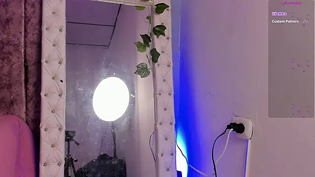  jasmine blush online show from November 2025 01:44:01 PM