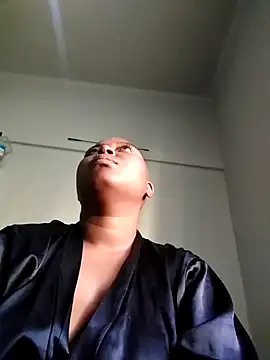 AcetousAbb online show from February 2026 06:54:01 AM