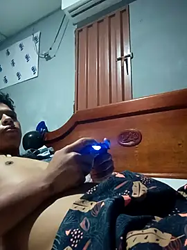 Batm01 online show from April 2026 11:06:01 PM