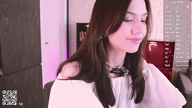 KendalHottt online show from October 2025 04:35:01 AM