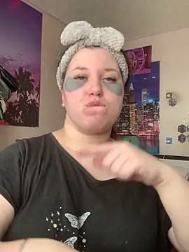 Kemeli008 online show from February 2026 11:33:01 AM