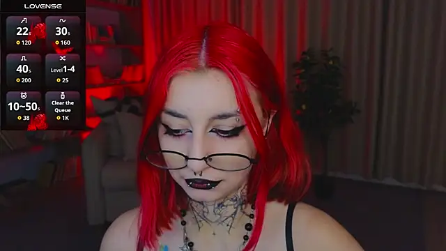 Snapshot of Mistress__Marcelline chatting on July 2026 02:03:02 AM Mistress Marcelline online show from July 2026 02:03:02 AM