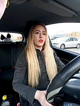 DeeA Blondy online show from October 2025 05:37:02 AM