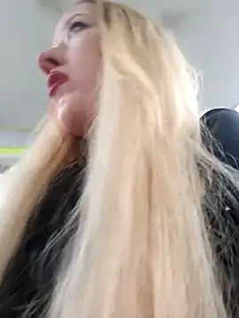 DeeA Blondy online show from December 2025 06:52:02 AM