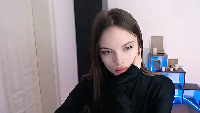 Ariella ari online show from January 2026 02:33:02 PM