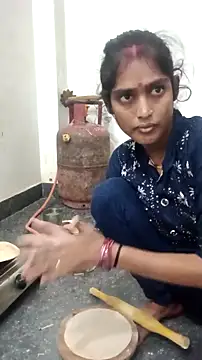 Guriya0076 online show from October 2025 12:29:01 PM