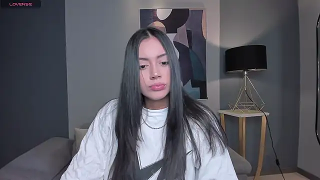 AmbarJames  online show from March 2026 11:32:01 AM