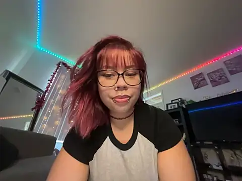 Snapshot of moan4mona chatting on February 2026 10:46:02 PM moan4mona online show from February 2026 10:46:02 PM