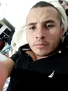 Snapshot of santiii___12 chatting on December 2025 11:56:02 PM santiii 12 online show from December 2025 11:56:02 PM